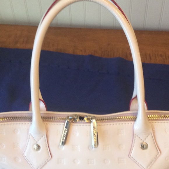 Arcadia Leather ButterCream/beige Italian Bag size OS - Picture 11 of 15